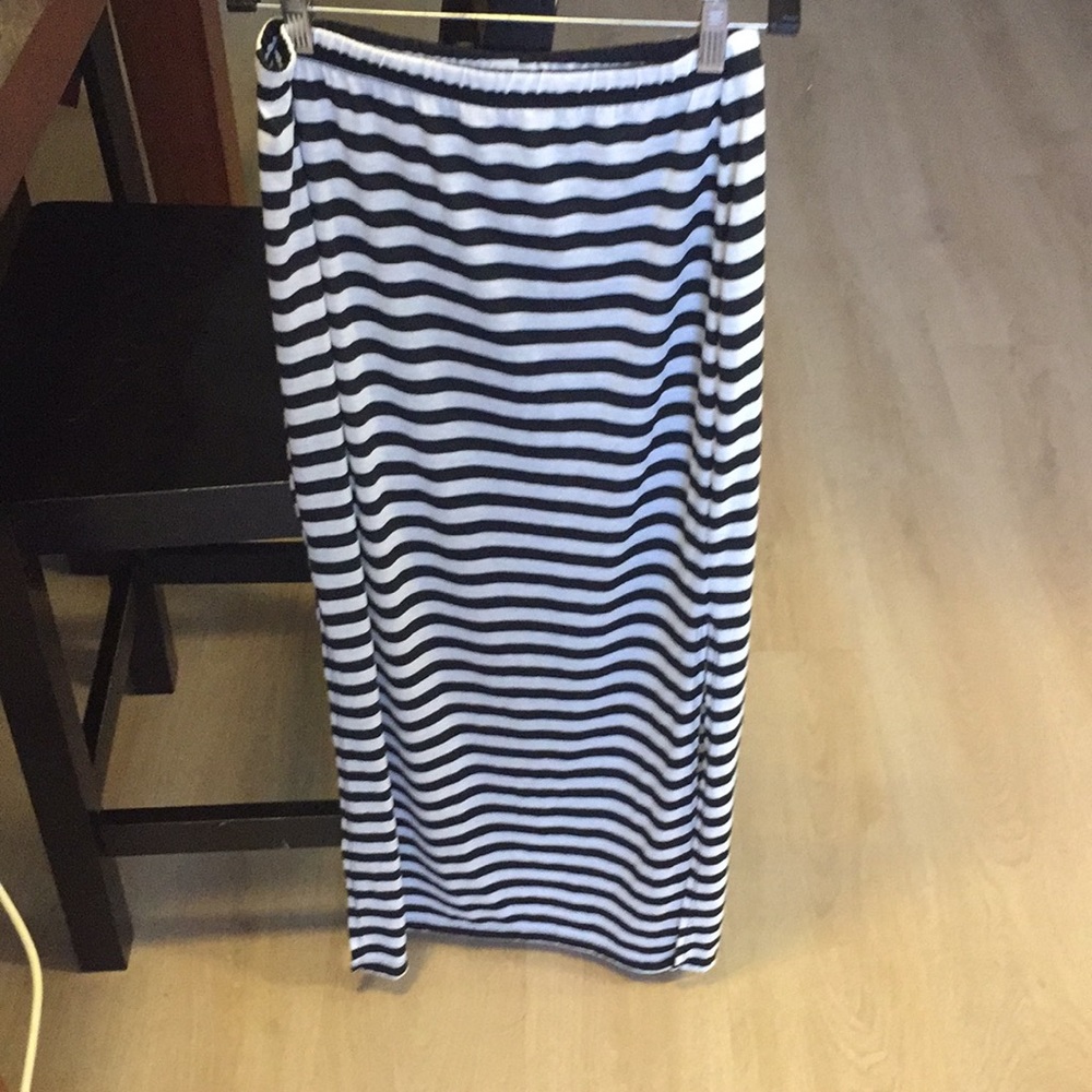 Maxi skirt.